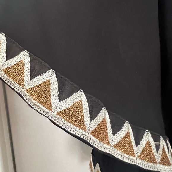 Hippy Heart Handmade Cape Top Shirt Art Deco Gold Metallic Triangle Trim XL Blk - Picture 6 of 7